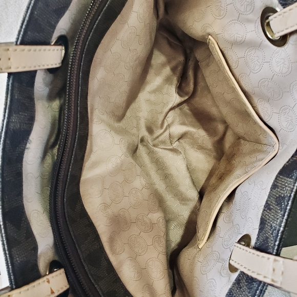 •Sold• MICHAEL KORS LOGO TOTE + reservable Belt - Picture 4 of 8